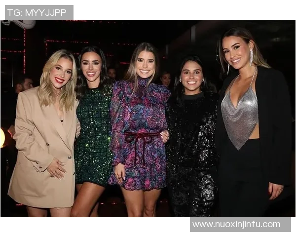 足球球星太太团背后的故事：魅力与挑战并存的幕后女性力量