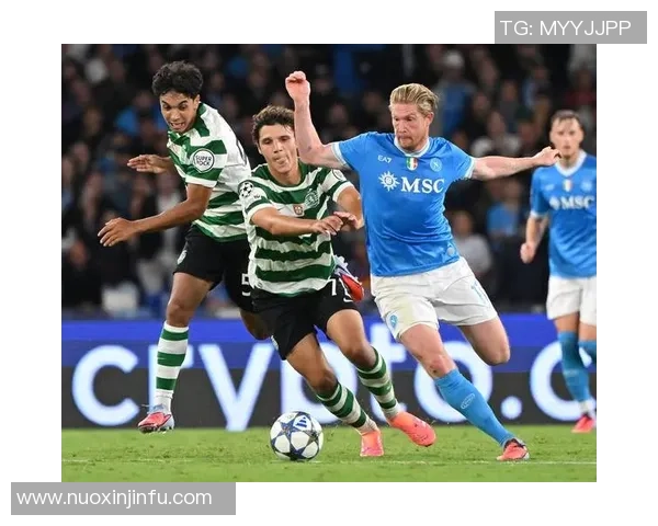 全方位解析足球明星进攻策略与技术特点助力团队高效得分